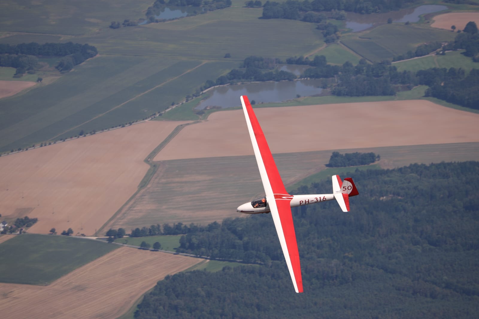 Thomas with his Ka 6 CR glider